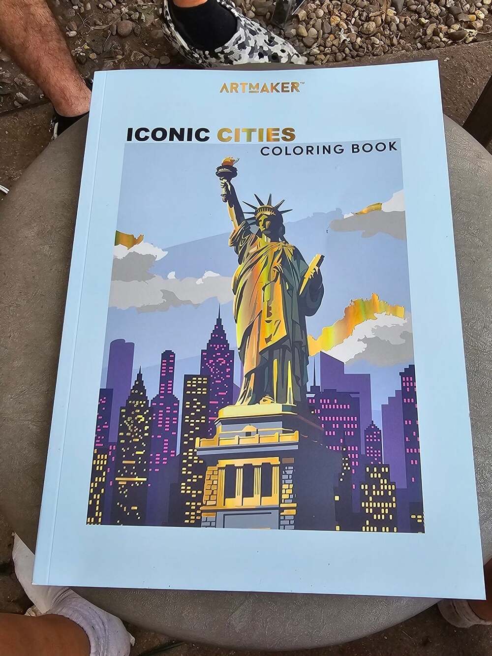 Art Maker Iconic Cities Coloring Book